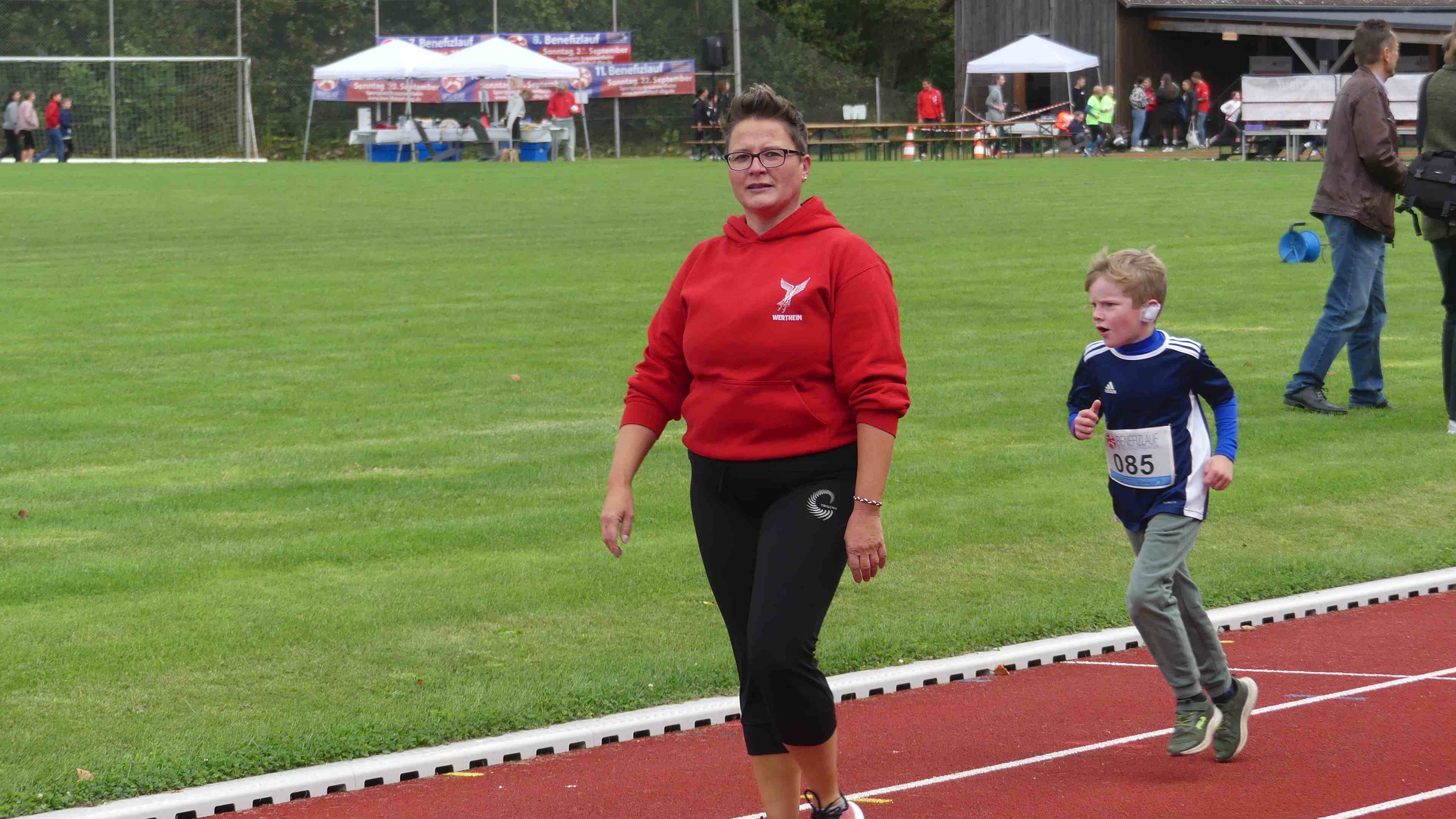 Bild vom 14. Benefizlauf im Jahr 2024. Dies ist das 28. Bild.